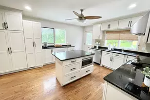 51 Cheviot, Southampton, NY 11968 - Photo 2