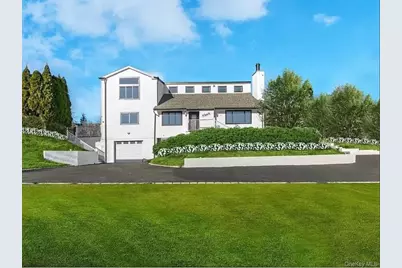 51 Cheviot, Southampton, NY 11968 - Photo 1