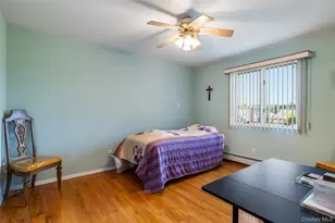 27 Beverly Rd, Farmingdale, NY 11735 - Photo 22
