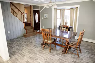 130 Balsam Ln, Levittown, NY 11756 - Photo 4