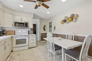 7 Mark Ln, Farmingville, NY 11738 - Photo 6