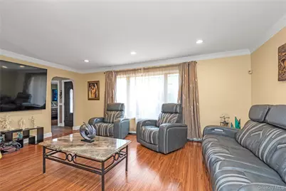 1983 Dutch Broadway, Elmont, NY 11003 - Photo 4