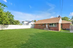 1983 Dutch Broadway, Elmont, NY 11003 - Photo 20