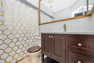 15 Stewart Ave, Garden City, NY 11530 - Photo 22