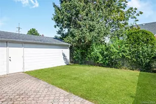 15 Stewart Ave, Garden City, NY 11530 - Photo 10