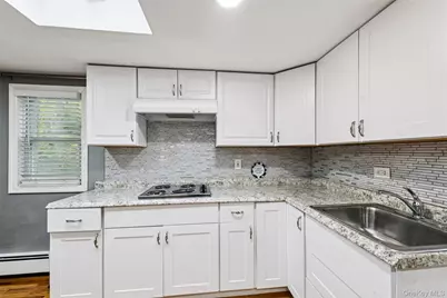 24 Waterside Avenue, Northport, NY 11768 - Photo 12