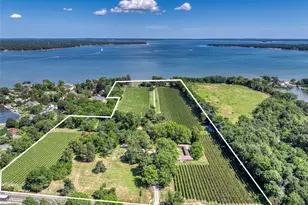 59600 Main Rd, Southold, NY 11971 - Photo 16