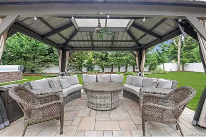 308 Sunset Boulevard, Massapequa, NY 11758 - Photo 2
