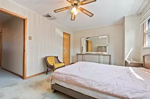 72-14 72nd Pl, Glendale, NY 11385 - Photo 20