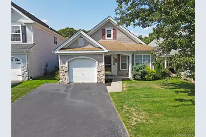 11 Ethan Circle, Middle Island, NY 11953 - Photo 2