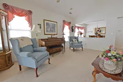 11 Ethan Circle, Middle Island, NY 11953 - Photo 20