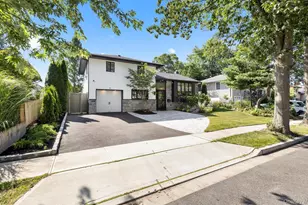 14 John Dr, Old Bethpage, NY 11804 - Photo 2