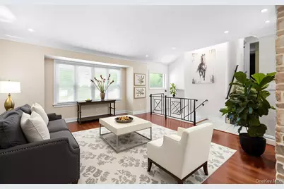 14 John Drive, Old Bethpage, NY 11804 - Photo 4