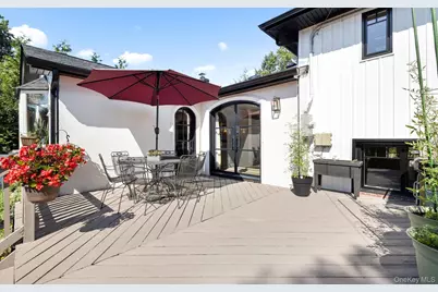 14 John Drive, Old Bethpage, NY 11804 - Photo 28