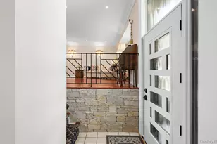 14 John Dr, Old Bethpage, NY 11804 - Photo 20