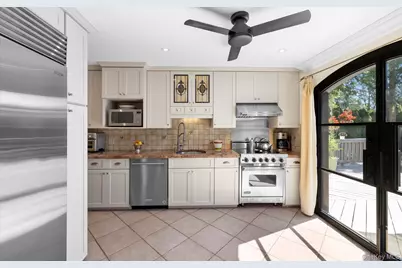 14 John Drive, Old Bethpage, NY 11804 - Photo 12