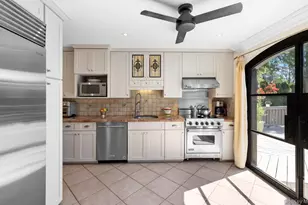 14 John Dr, Old Bethpage, NY 11804 - Photo 12