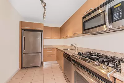 1155 Warburton Avenue #10E, Yonkers, NY 10701 - Photo 6