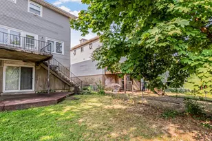 8 Gerri Ln, Yonkers, NY 10703 - Photo 24