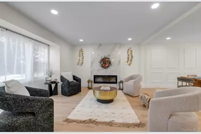 2001 Wellington Court, Westbury, NY 11590 - Photo 2