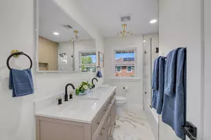 2001 Wellington Ct, Westbury, NY 11590 - Photo 16