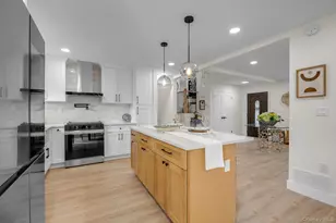 2001 Wellington Ct, Westbury, NY 11590 - Photo 8