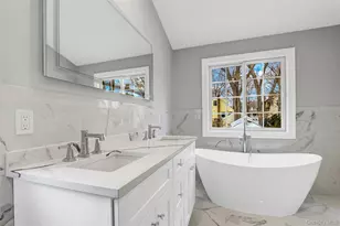 9 Hickory Rd, Bayville, NY 11709 - Photo 24