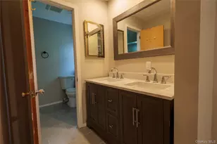 14 Hill Rd, Saint James, NY 11780 - Photo 16