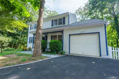 14 Hill Road, Saint James, NY 11780 - Photo 2