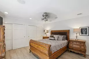 6 Hilltop Dr, Syosset, NY 11791 - Photo 26