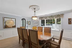 6 Hilltop Dr, Syosset, NY 11791 - Photo 22