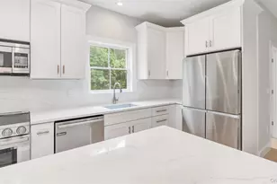 5 B Fanning Ave, Hampton Bays, NY 11946 - Photo 12