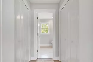 5 B Fanning Ave, Hampton Bays, NY 11946 - Photo 28