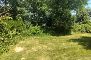 121 Woodland Dr, Mastic Beach, NY 11951 - Photo 8