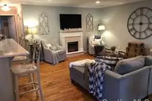 77 Richmond Blvd, Ronkonkoma, NY 11779 - Photo 20