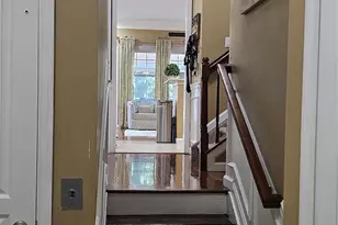 19 Virginia Pine Ln, Bay Shore, NY 11706 - Photo 4