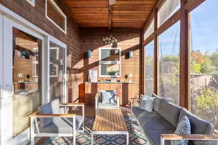 19 Crescent Ave, Seaview, NY 11770 - Photo 8