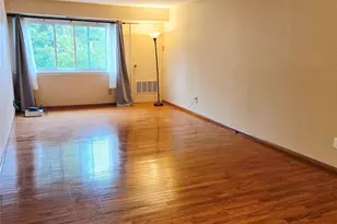 198 Pointe Cir N, Coram, NY 11727 - Photo 8