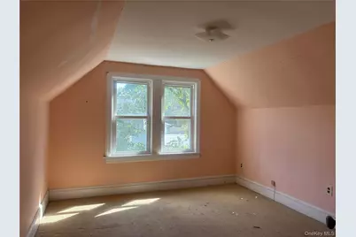 184 Mount Vernon Ave., Medford, NY 11763 - Photo 12