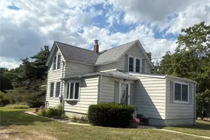 184 Mt Vernon Ave, Medford, NY 11763 - Photo 16