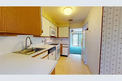 414 Pine Grove Lane, Hartsdale, NY 10530 - Photo 2