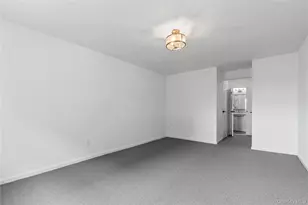 740 E Broadway, Long Beach, NY 11561 - Photo 18