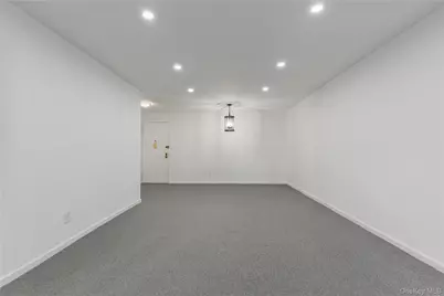 740 E Broadway #3E, Long Beach, NY 11561 - Photo 10