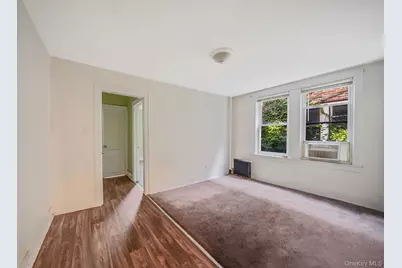 201-07 Linden Boulevard, Saint Albans, NY 11412 - Photo 10