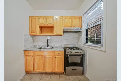 201-07 Linden Boulevard, Saint Albans, NY 11412 - Photo 18