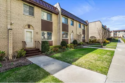 215-29 23rd Avenue #TH4, Bayside, NY 11360 - Photo 20