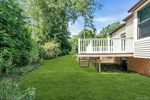 211 Hornbill Dr, Manhasset, NY 11030 - Photo 26