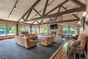 211 Hornbill Dr, Manhasset, NY 11030 - Photo 28