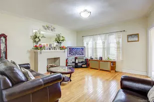 161-10 84th Rd, Jamaica, NY 11432 - Photo 10