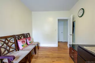 161-10 84th Rd, Jamaica, NY 11432 - Photo 32